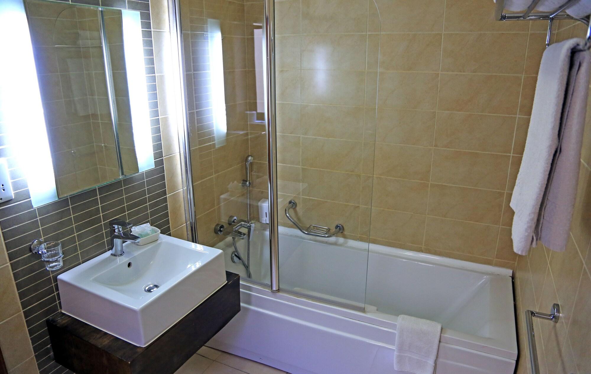 Labranda Rocca Nettuno Suites Слима Экстерьер фото